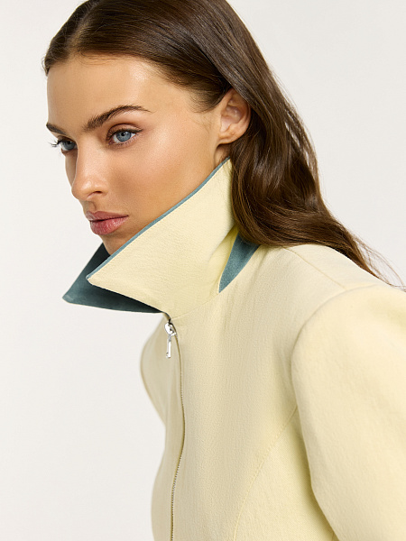 Куртка с отделкой из натуральной кожи