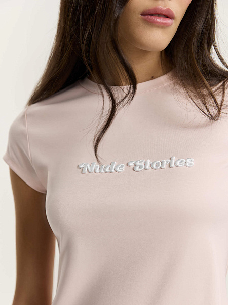 Футболка Nude Stories