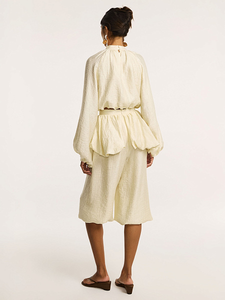 Шаровары с баской из фактурной ткани