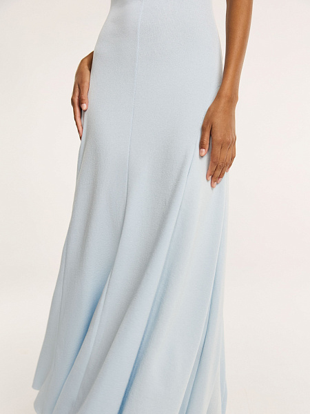 Платье из итальянской вискозы с открытой спинкой