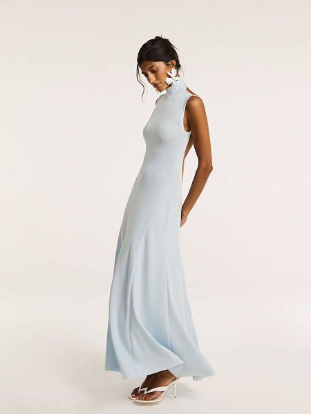 Платье из итальянской вискозы с открытой спинкой