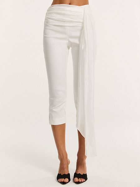 Капри с акцентной драпировкой