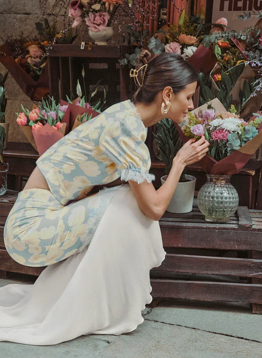 Костюмы и комплекты